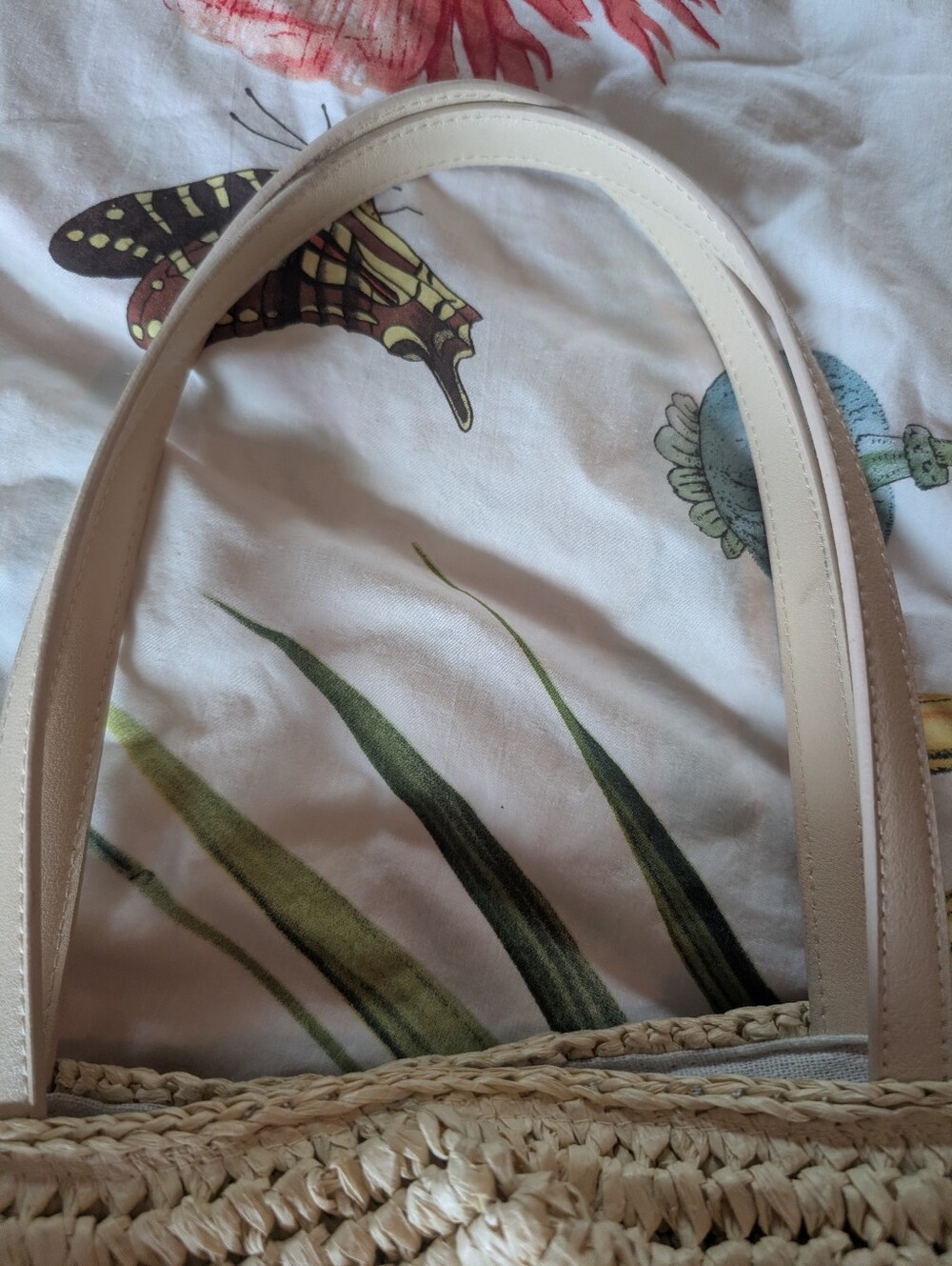 BTB Ruffle Raffia Tote Bag Large - Picture 4 of 6